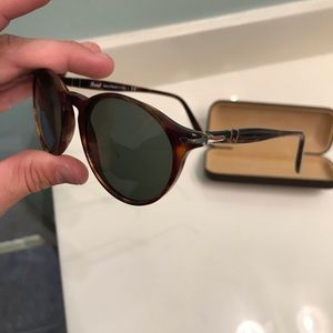 Persol Sunglasses with case, very nice